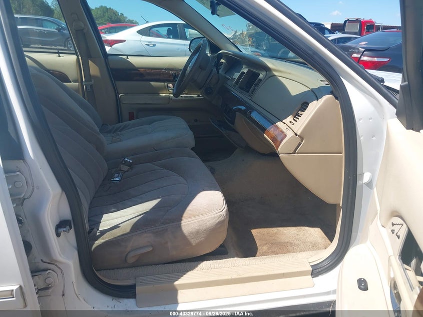 2MEFM74V46X620565 2006 MERCURY GRAND MARQUIS photo no. 5