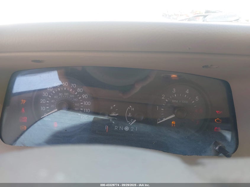 2006 Mercury Grand Marquis Gs VIN: 2MEFM74V46X620565 Lot: 43329774