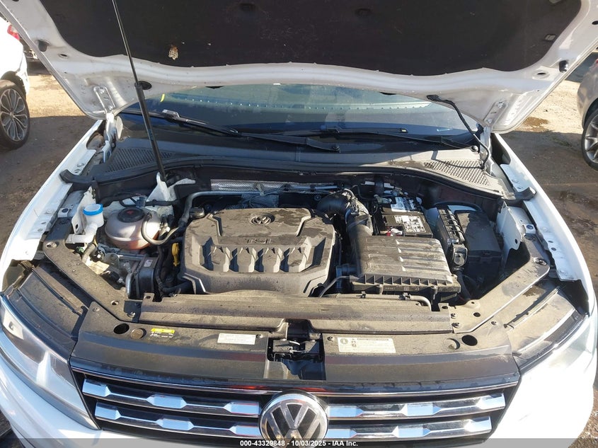 2018 VOLKSWAGEN TIGUAN 2.0T SE/2.0T SEL 3VV3B7AX2JM016549