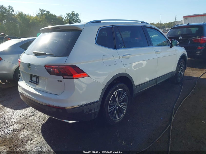 2018 VOLKSWAGEN TIGUAN 2.0T SE/2.0T SEL 3VV3B7AX2JM016549