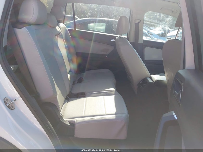 2018 VOLKSWAGEN TIGUAN 2.0T SE/2.0T SEL 3VV3B7AX2JM016549
