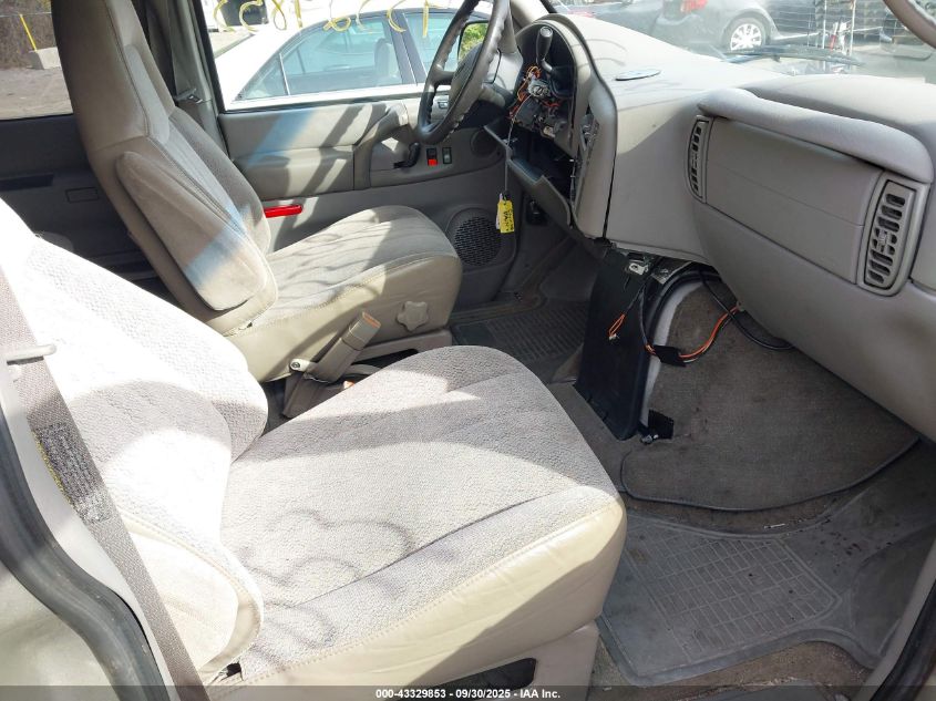 2005 Chevrolet Astro