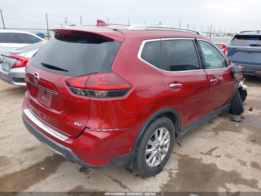 5N1AT2MTXJC827799 2018 NISSAN ROGUE photo no. 4