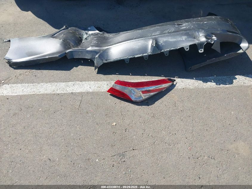 2018 Toyota Camry Se VIN: 4T1B11HK4JU141354 Lot: 43330010