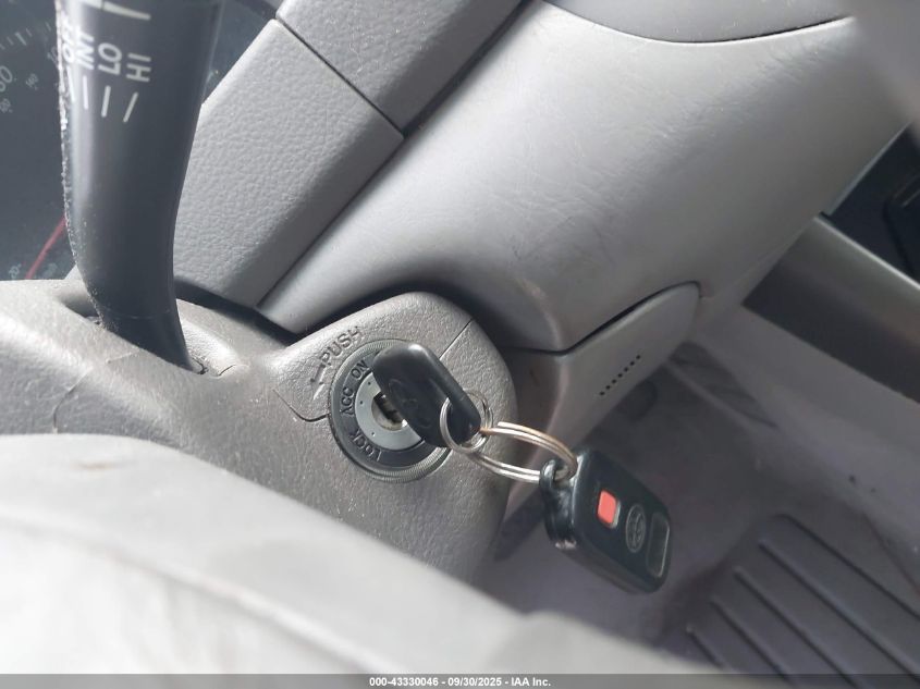 2004 Toyota Camry Le VIN: 4T1BE32K34U820920 Lot: 43330046