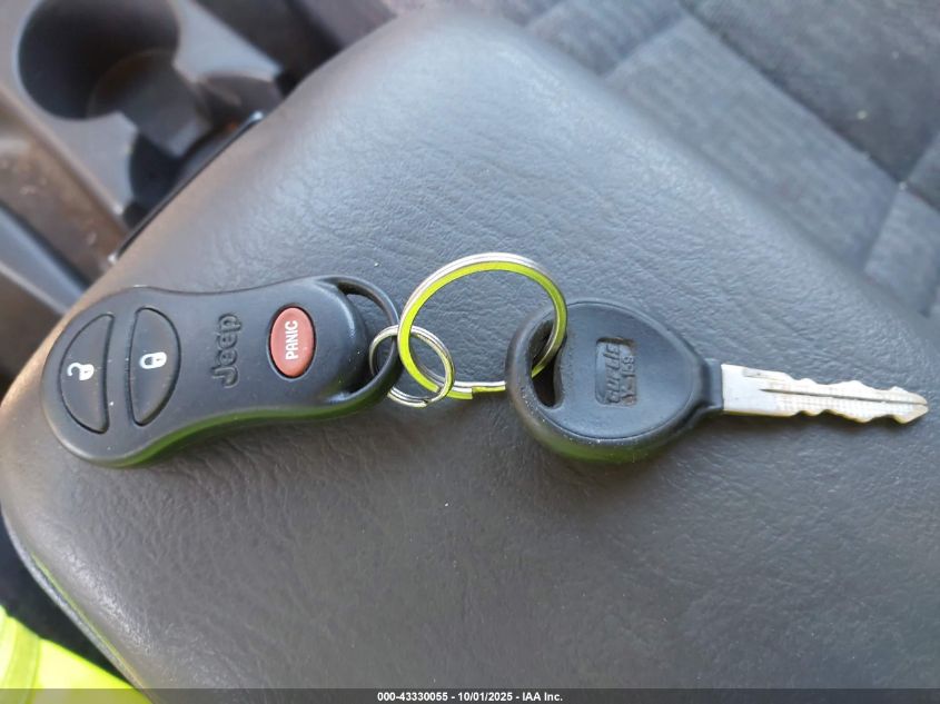 2000 Jeep Cherokee Sport VIN: 1J4FF48S1YL255685 Lot: 43330055