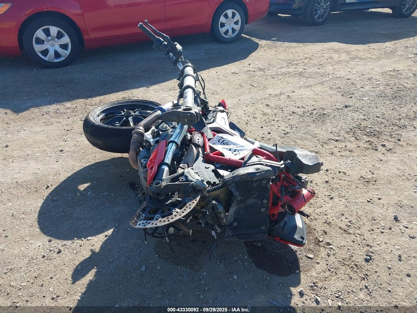 2013 DUCATI HYPERMOTARD HYPERSTRADA - ZDM1YBTS1DB003901