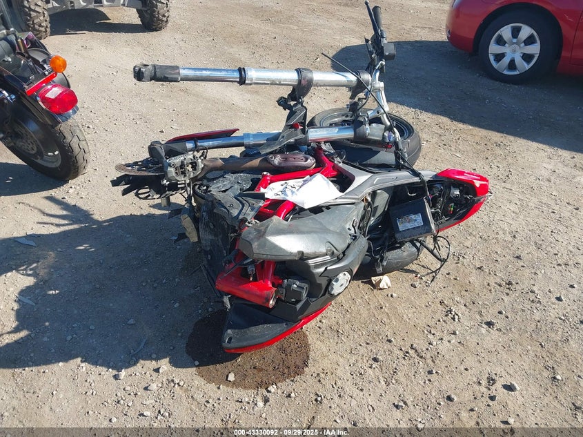 2013 DUCATI HYPERMOTARD HYPERSTRADA ZDM1YBTS1DB003901