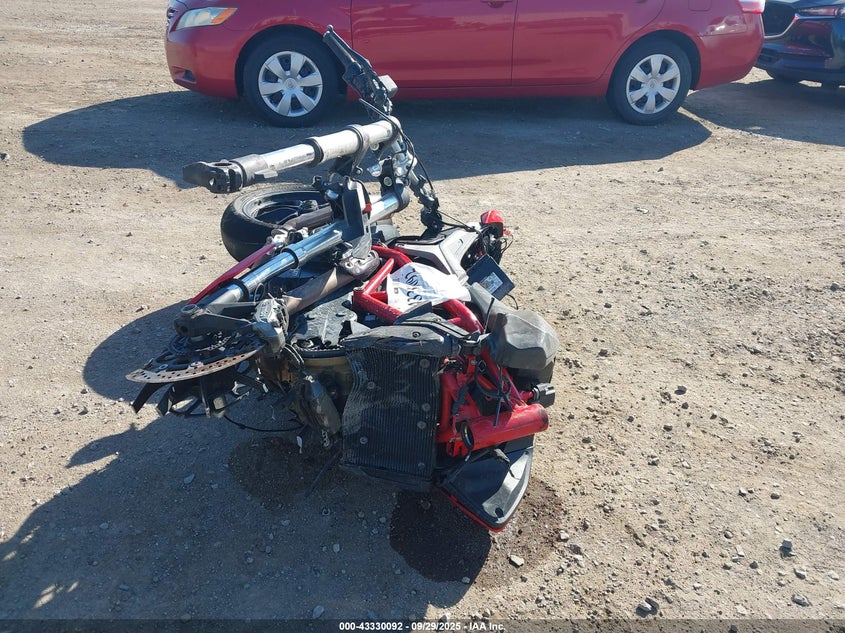 2013 DUCATI HYPERMOTARD HYPERSTRADA ZDM1YBTS1DB003901