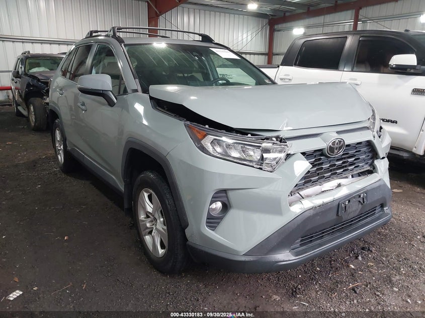 2020 TOYOTA RAV4 XLE - 2T3P1RFVXLW138275