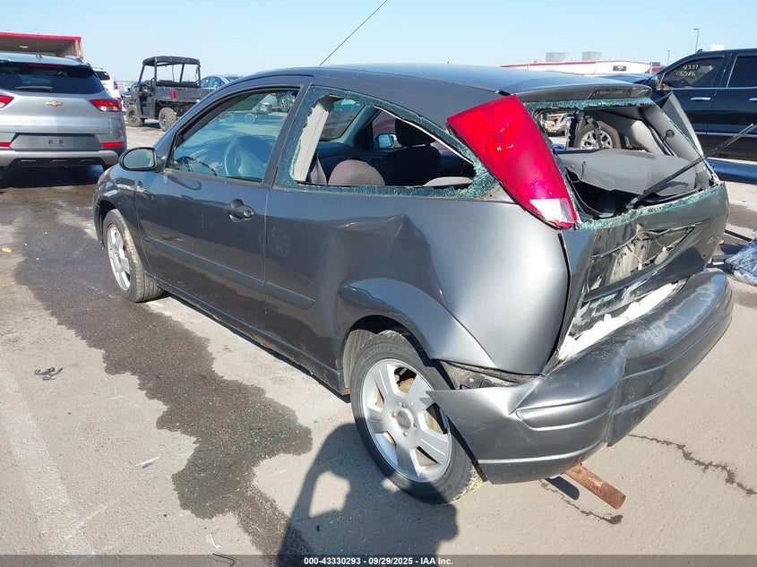 3FAFP313X3R114873 2003 FORD FOCUS photo no. 3