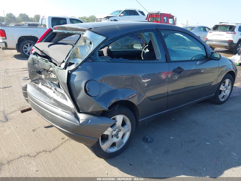 3FAFP313X3R114873 2003 FORD FOCUS photo no. 4