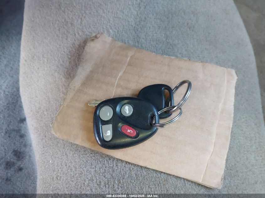 2005 Cadillac Deville Livery VIN: 1G6KD54Y15U239330 Lot: 43330388