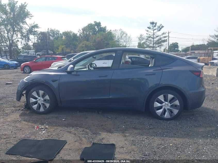 2021 Tesla Model Y Long Range Dual Motor All-Wheel Drive VIN: 5YJYGDEE1MF070303 Lot: 43330429