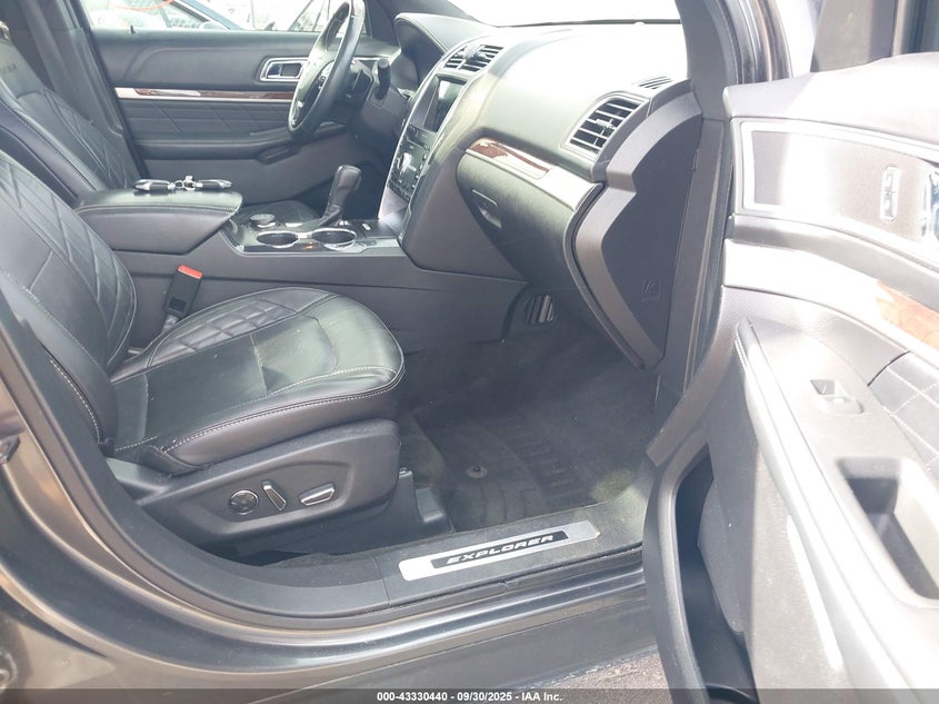 2017 FORD EXPLORER PLATINUM - 1FM5K8HT1HGD88707