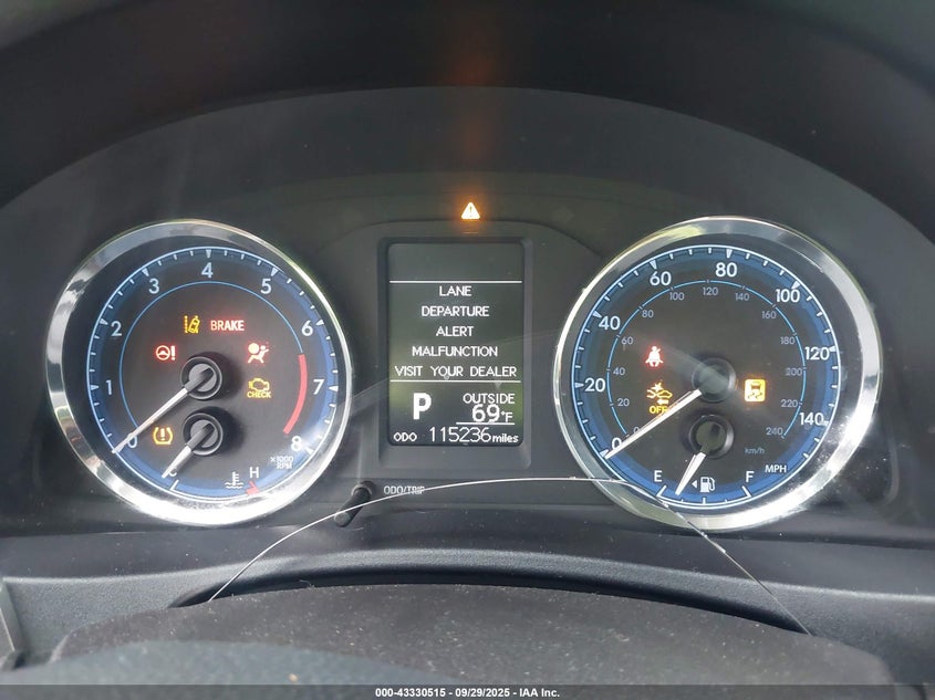 2017 Toyota Corolla Le VIN: 2T1BURHE9HC844556 Lot: 43330515