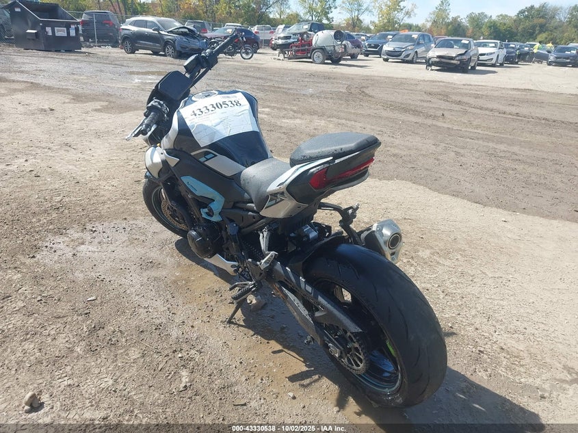 ML5ZRDS19SDA01621 2025 KAWASAKI ZR photo no. 3