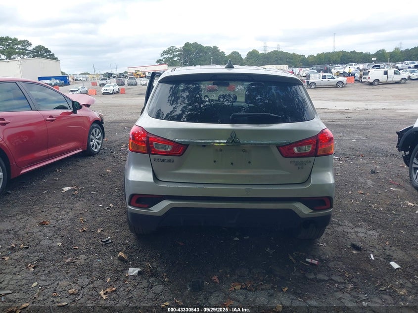 2018 MITSUBISHI OUTLANDER SPORT 2.4 SE - JA4AP3AW3JU015780