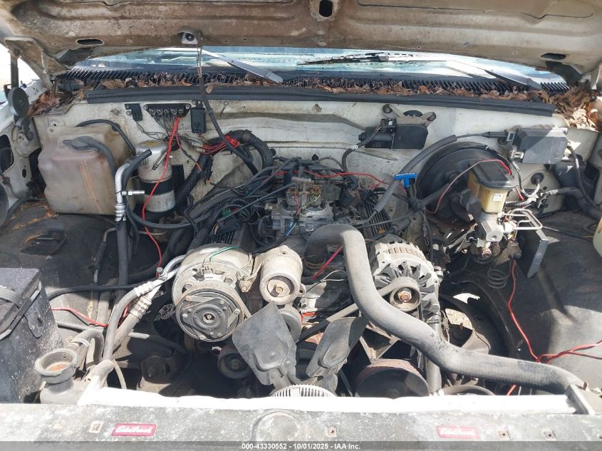 1993 Chevrolet Gmt-400 C1500 VIN: 2GCEC19K3P1162680 Lot: 43330552