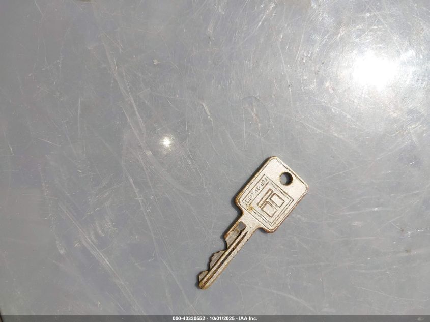 1993 Chevrolet Gmt-400 C1500 VIN: 2GCEC19K3P1162680 Lot: 43330552