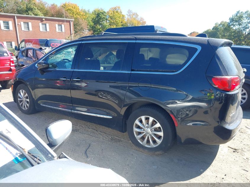 2017 Chrysler Pacifica Touring-L VIN: 2C4RC1BGXHR785434 Lot: 43330579