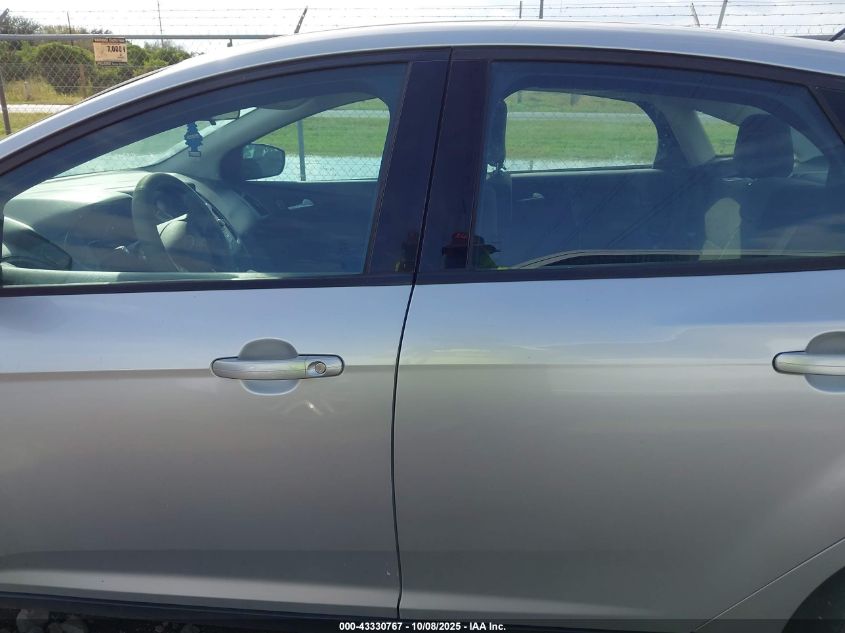 2018 Ford Focus Se VIN: 1FADP3F23JL321544 Lot: 43330767