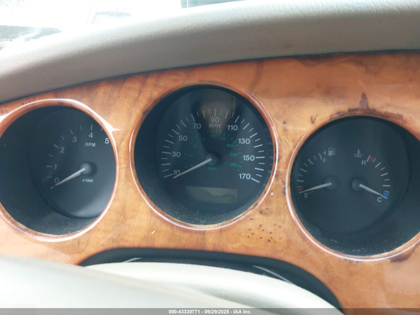 1998 Jaguar Xk8 VIN: SAJGX224XWC030167 Lot: 43330771