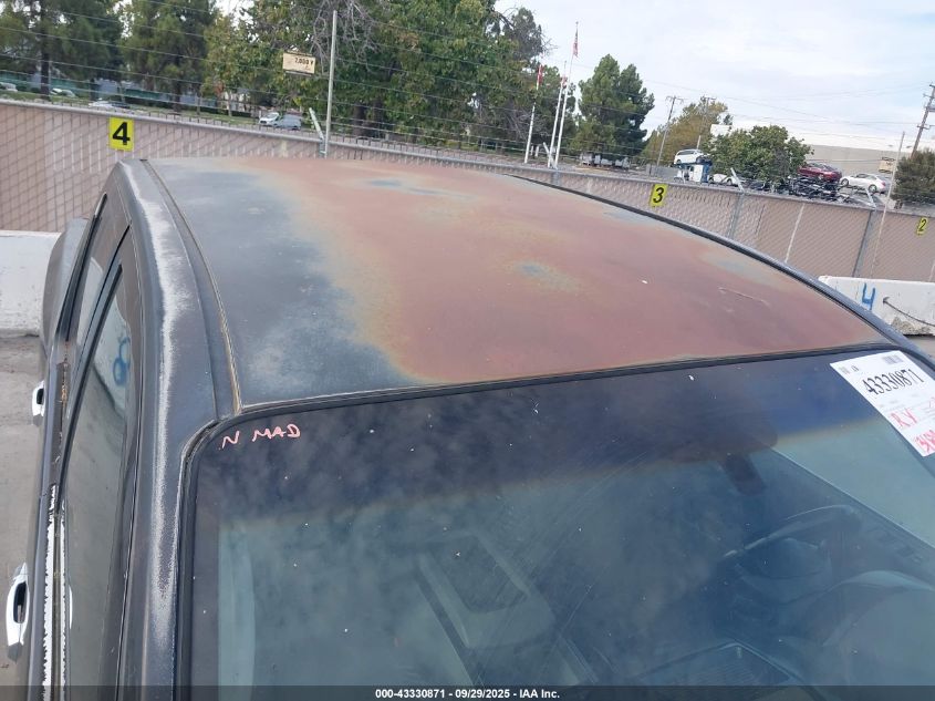 2004 Nissan Titan Se VIN: 1N6AA07A84N523028 Lot: 43330871