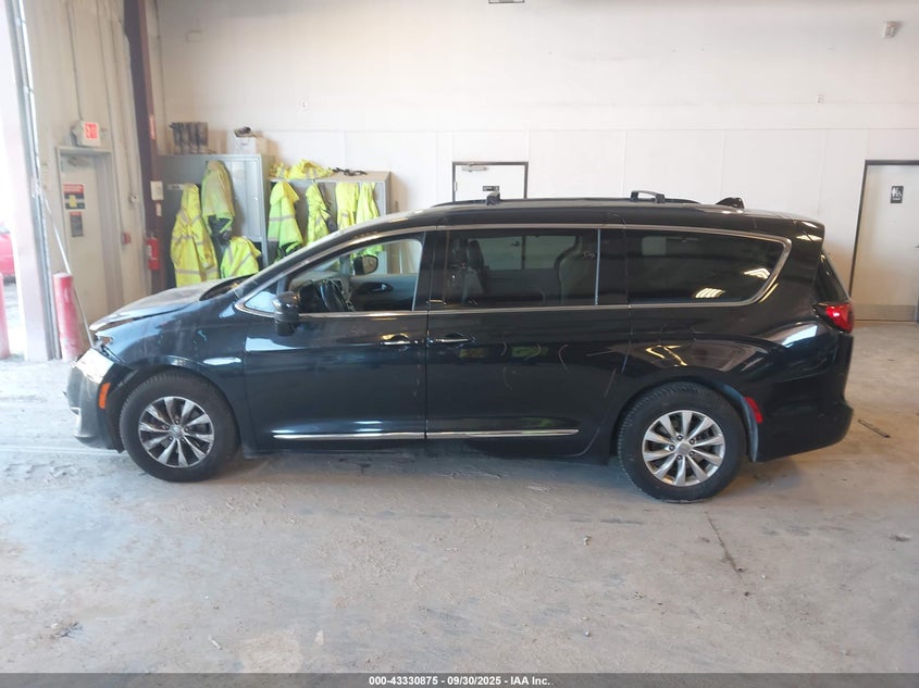 2019 CHRYSLER PACIFICA TOURING L 2C4RC1BGXKR539412