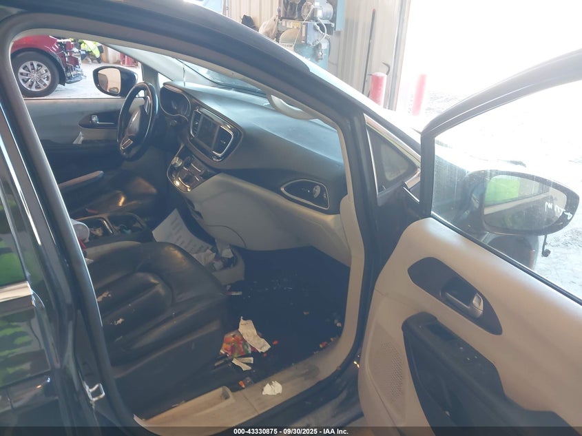 2019 CHRYSLER PACIFICA TOURING L 2C4RC1BGXKR539412