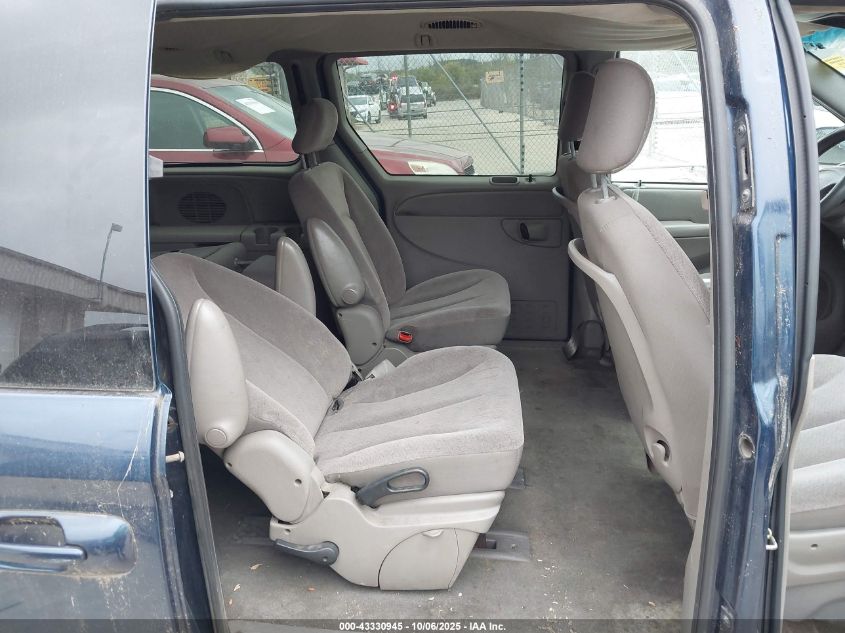 2002 Dodge Grand Caravan Sport VIN: 2B4GP44332R776943 Lot: 43330945