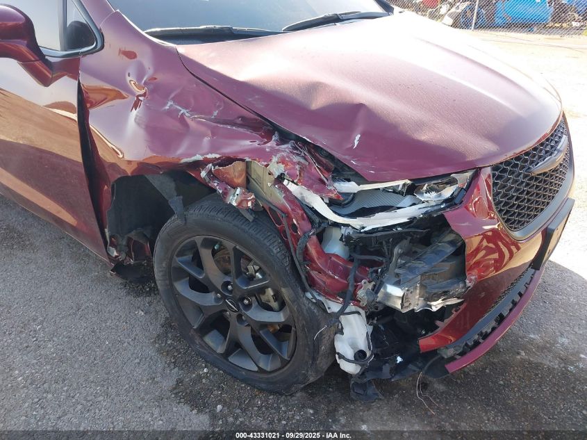 2022 Chrysler Pacifica Touring L VIN: 2C4RC1BG7NR140204 Lot: 43331021