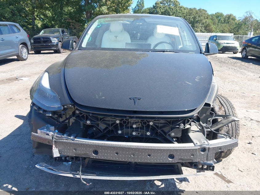 2023 Tesla Model Y Awd/Long Range Dual Motor All-Wheel Drive VIN: 7SAYGDEE2PA196769 Lot: 43331027