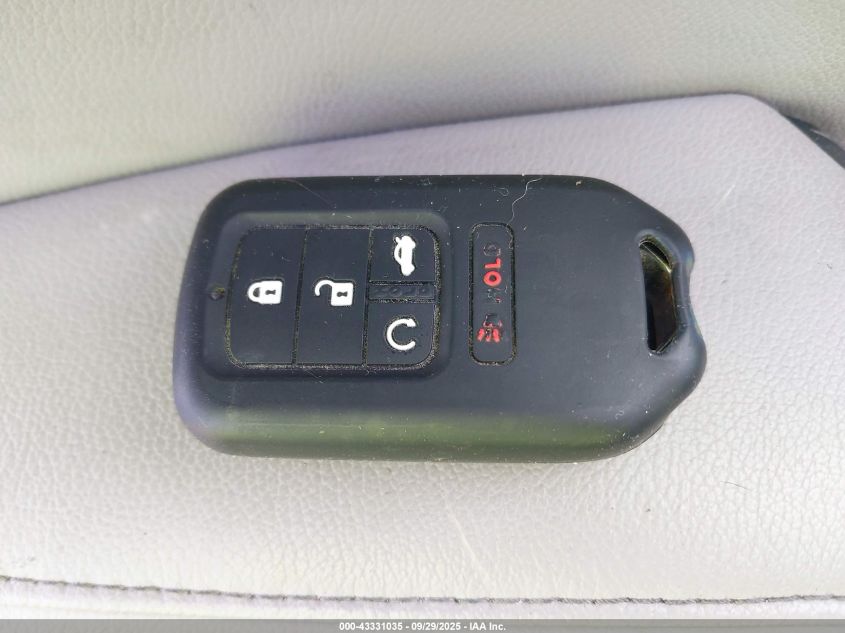 2017 Honda Cr-V Touring VIN: 2HKRW2H96HH602582 Lot: 43331035