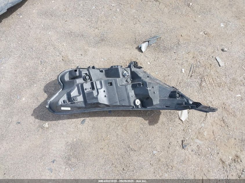 2017 Honda Cr-V Touring VIN: 2HKRW2H96HH602582 Lot: 43331035