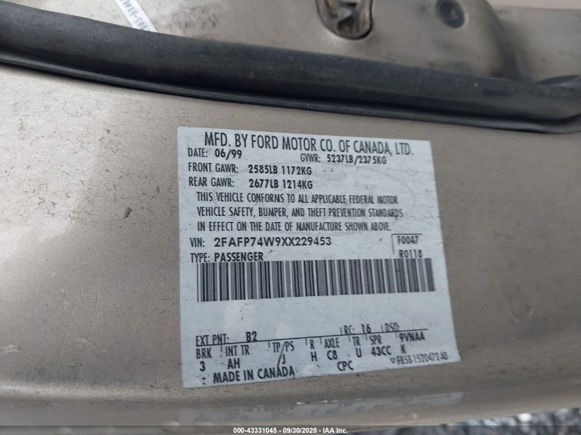 1999 Ford Crown Victoria Lx VIN: 2FAFP74W9XX229453 Lot: 43331045