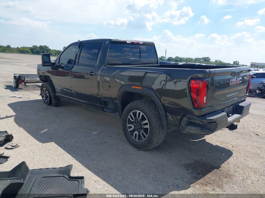 1GT49PEY7PF142450 2023 GMC SIERRA photo no. 3