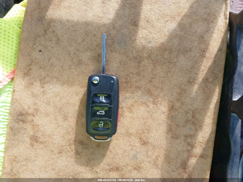 2015 Volkswagen Passat 1.8T Wolfsburg Edition VIN: 1VWAT7A39FC027473 Lot: 43331174