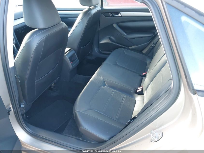 2015 Volkswagen Passat 1.8T Wolfsburg Edition VIN: 1VWAT7A39FC027473 Lot: 43331174