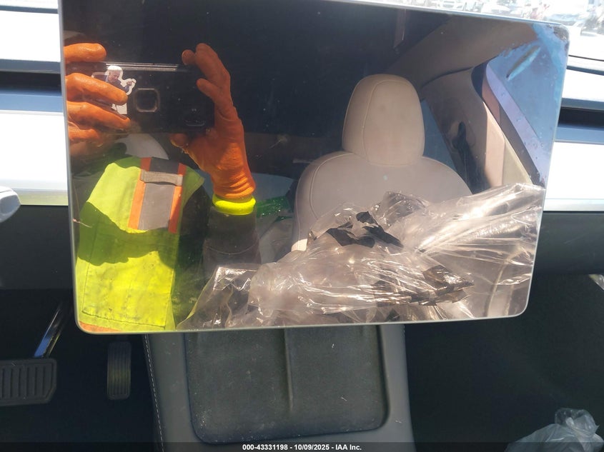 2023 Tesla Model Y Awd/Long Range Dual Motor All-Wheel Drive VIN: 7SAYGDEEXPF675234 Lot: 43331198