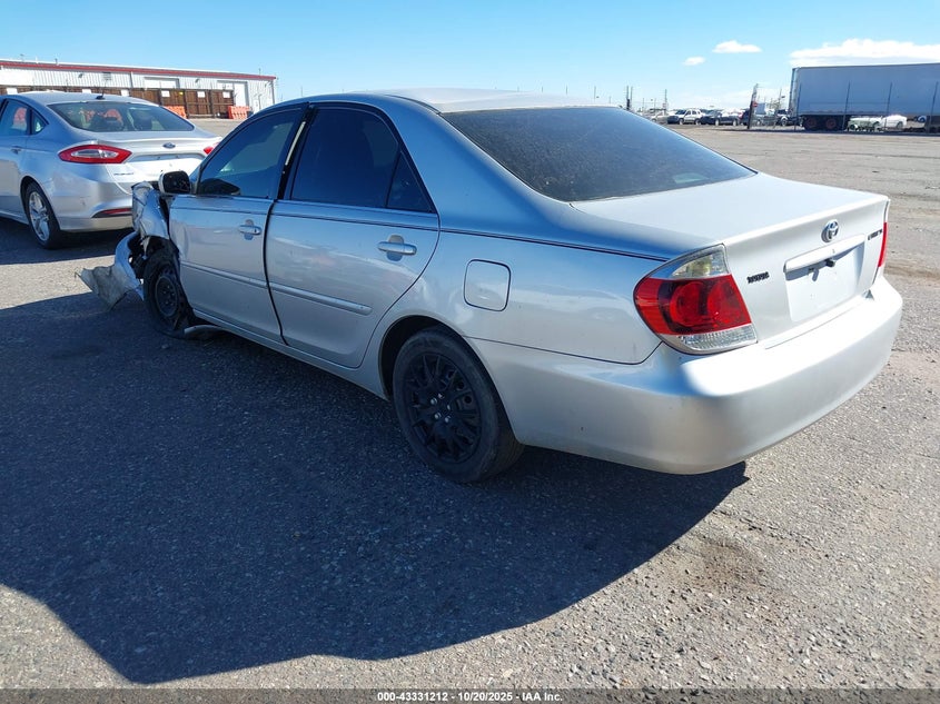 4T1BE32K15U536932 2005 TOYOTA CAMRY photo no. 3