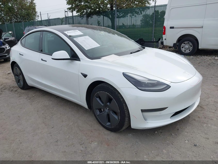 TESLA MODEL 3 LONG RANGE DUAL MOTOR ALL-WHEEL DRIVE