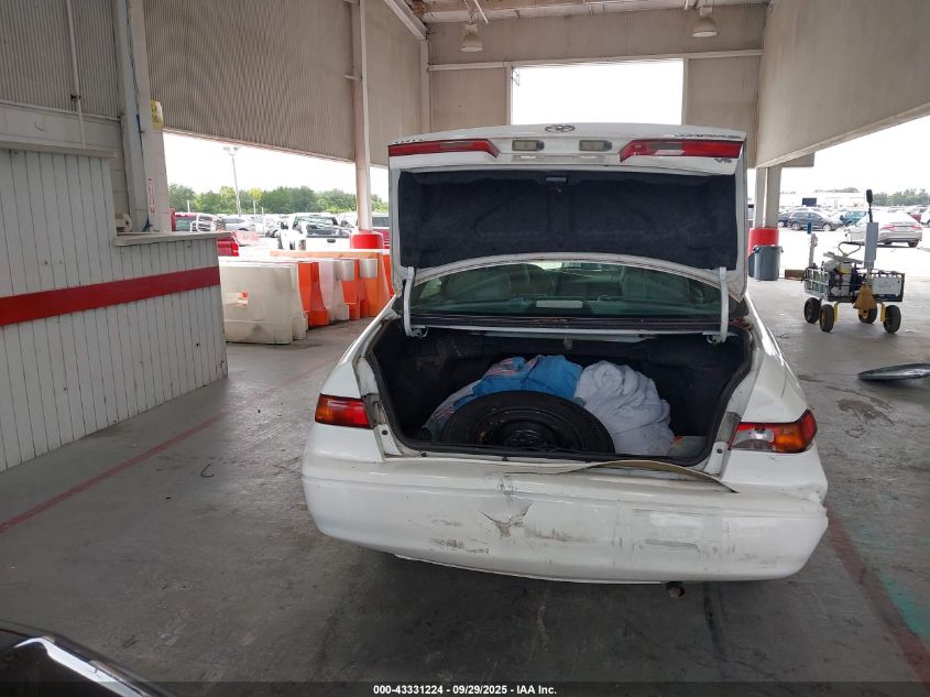 1999 Toyota Camry Xle V6 VIN: 4T1BF28K5XU086316 Lot: 43331224