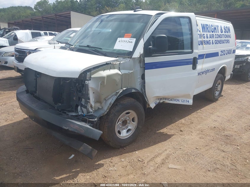 1GCWGAFP9P1203389 2023 CHEVROLET EXPRESS photo no. 2
