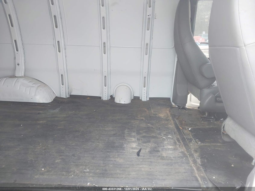 2023 Chevrolet Express Cargo Rwd 2500 Regular Wheelbase Wt VIN: 1GCWGAFP9P1203389 Lot: 43331266