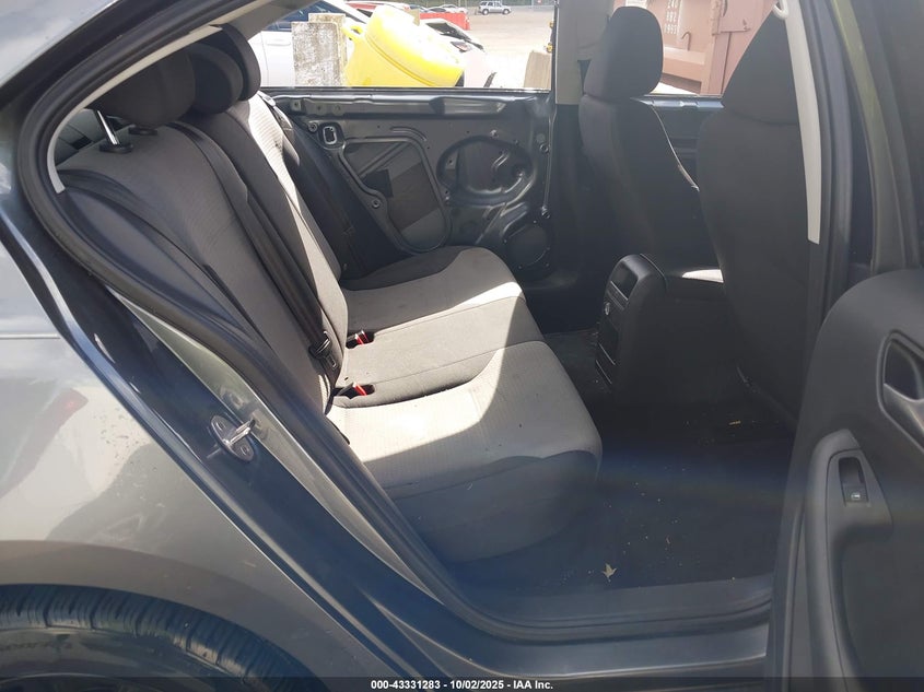 2017 VOLKSWAGEN JETTA 1.4T S - 3VW2B7AJ6HM389431