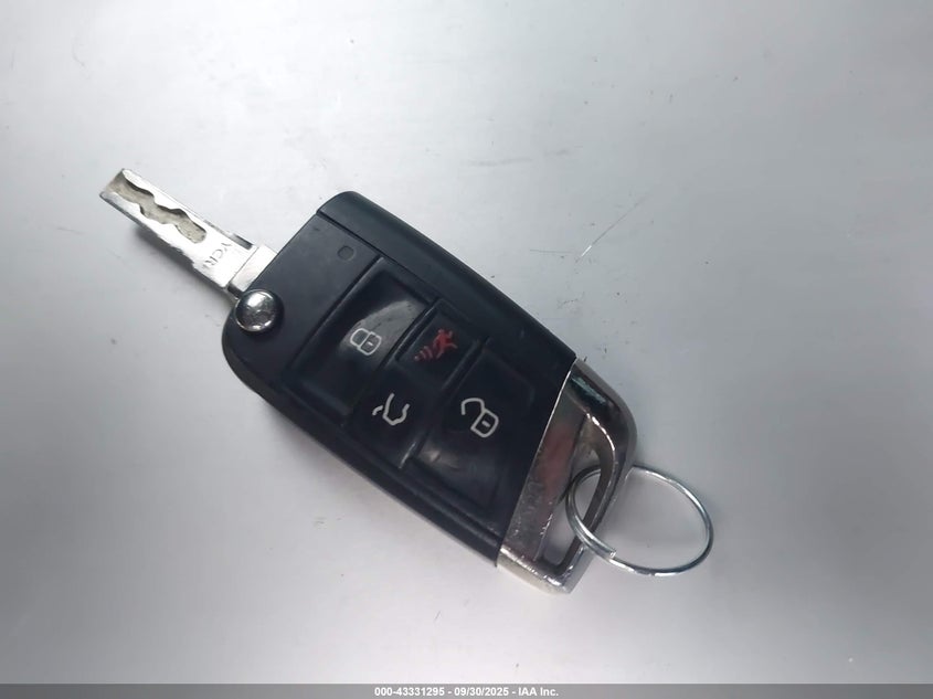 2016 VOLKSWAGEN GOLF GTI AUTOBAHN W/PERFORMANCE PACKAGE 4-DOOR - 3VW547AU7GM018715