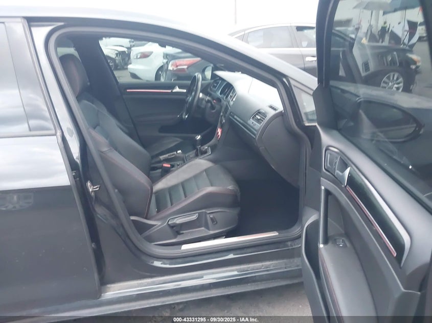 2016 VOLKSWAGEN GOLF GTI AUTOBAHN W/PERFORMANCE PACKAGE 4-DOOR - 3VW547AU7GM018715