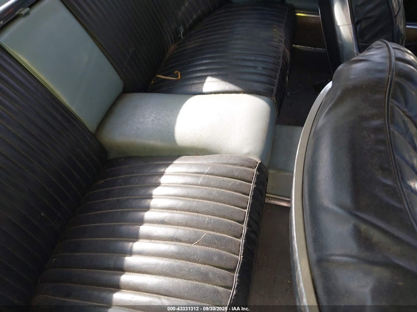 1964 Ford Thunderbird VIN: 4Y87Z160364 Lot: 43331312