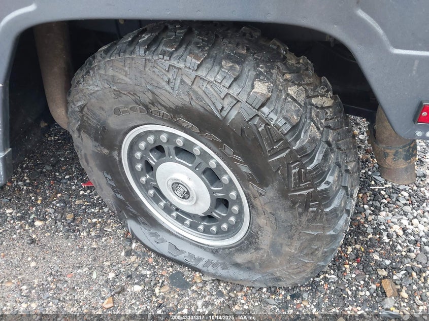 2006 Hummer H1 VIN: 137PH90386E228414 Lot: 43331317